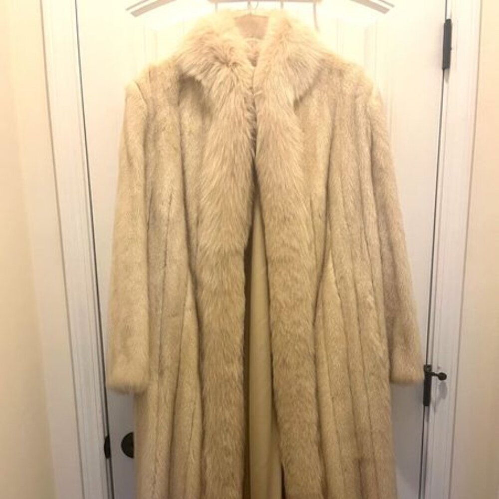 Vintage Tourmaline Mink Coat 49” Blush Fox Collar and Tux, Male Split